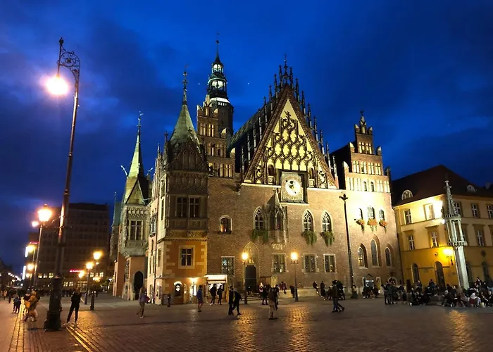 Old Town Romantic Apartment. Breslau-wroclaw. Apartment *