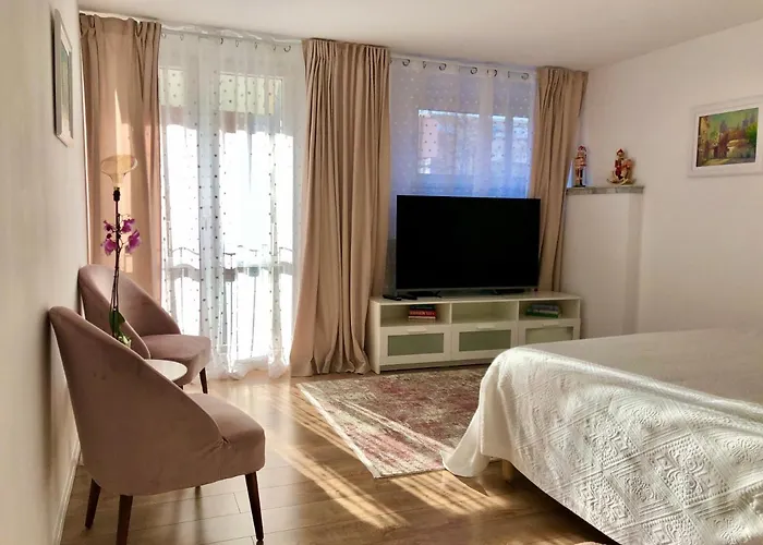 Apartment Old Town Romantic Apartment. Breslau-wroclaw.