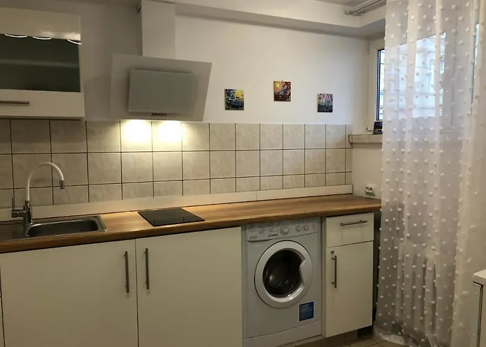 Old Town Romantic Apartment. Breslau-wroclaw. Apartment *