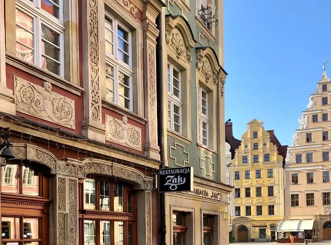 Old Town Romantic Apartment. Breslau-wroclaw. *